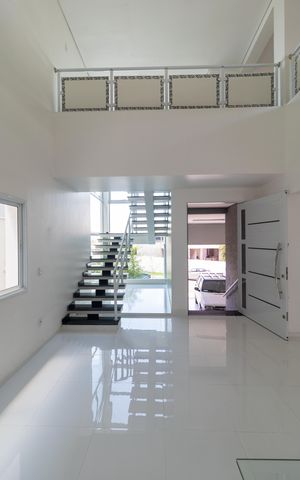 Casa de condomínio à venda com 330m², 4 quartos e sem vaga Casa de condomínio à venda com 330m², 4 quartos e sem vagaSalas