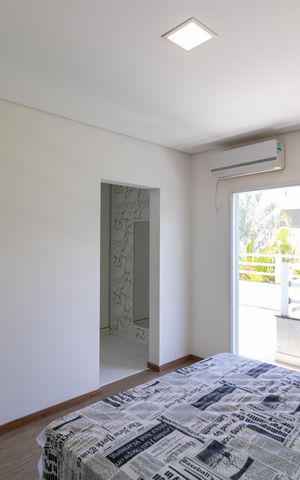 Casa de condomínio à venda com 330m², 4 quartos e sem vaga Casa de condomínio à venda com 330m², 4 quartos e sem vagasuíte 02