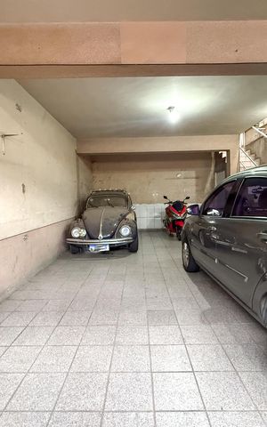 Casa à venda com 130m², 3 quartos e 1 vaga Casa à venda com 130m², 3 quartos e 1 vagaGaragem