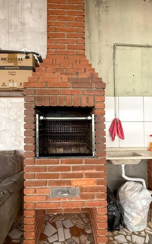 Casa à venda com 130m², 3 quartos e 1 vaga Casa à venda com 130m², 3 quartos e 1 vagaChurrasqueira