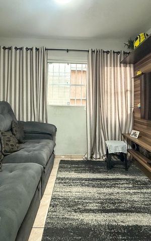 Casa à venda com 130m², 3 quartos e 1 vaga Casa à venda com 130m², 3 quartos e 1 vagaSala