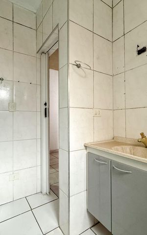Casa à venda com 130m², 3 quartos e 1 vaga Casa à venda com 130m², 3 quartos e 1 vagaBanheiro