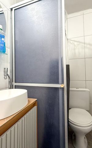 Casa à venda com 130m², 3 quartos e 1 vaga Casa à venda com 130m², 3 quartos e 1 vagaBanheiro