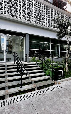 Apartamento à venda com 48m², 1 quarto e 1 vaga Apartamento à venda com 48m², 1 quarto e 1 vagaFachada