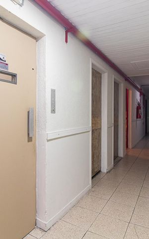Apartamento à venda com 28m², 1 quarto e sem vagaElevador