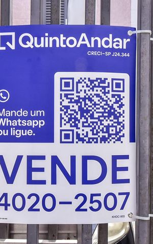 Casa à venda com 125m², 3 quartos e 2 vagasFachada
