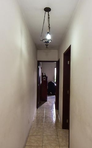 Casa à venda com 125m², 3 quartos e 2 vagasCorredor