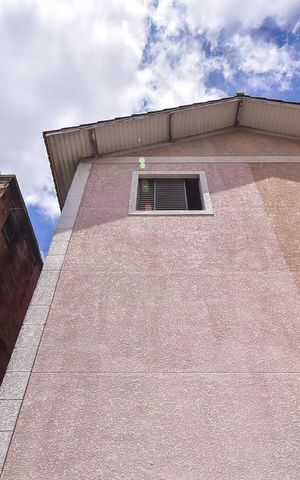 Casa à venda com 125m², 3 quartos e 2 vagasFachada Posterior