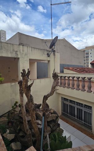 Casa à venda com 140m², 2 quartos e 1 vaga Casa à venda com 140m², 2 quartos e 1 vagaGaragem