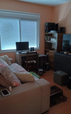 Casa à venda com 70m², 1 quarto e 4 vagas