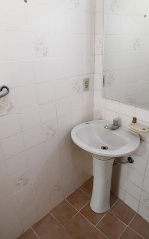 Apartamento à venda com 68m², 2 quartos e sem vagaBanheiro