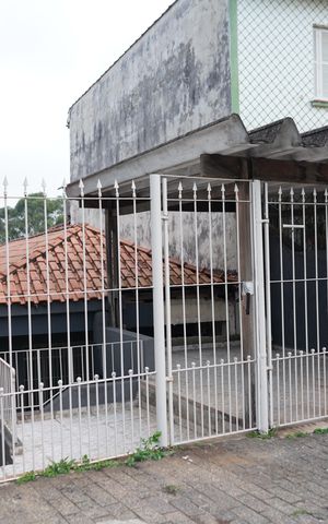 Casa para alugar com 132m², 2 quartos e 1 vagaFachada