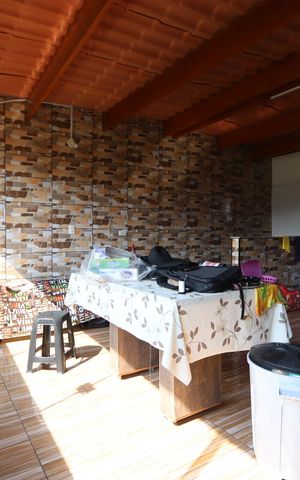 Casa à venda com 300m², 3 quartos e 1 vagaÁrea de Lazer