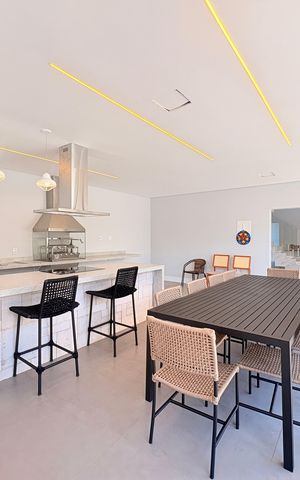 Casa de condomínio à venda com 500m², 4 quartos e 6 vagasÁrea Gourmet