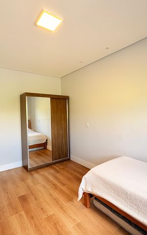 Casa de condomínio à venda com 500m², 4 quartos e 6 vagasDemi-Suíte 1
