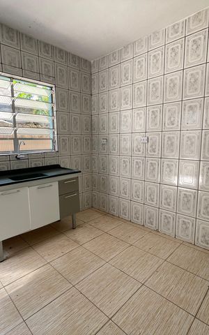 Casa para alugar com 125m², 2 quartos e sem vagaCozinha