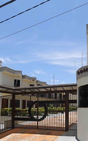 Casa de condomínio à venda com 137m², 3 quartos e sem vaga Casa de condomínio à venda com 137m², 3 quartos e sem vagaFachada