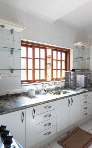 Casa de condomínio à venda com 255m², 3 quartos e 3 vagas Casa de condomínio à venda com 255m², 3 quartos e 3 vagasCozinha
