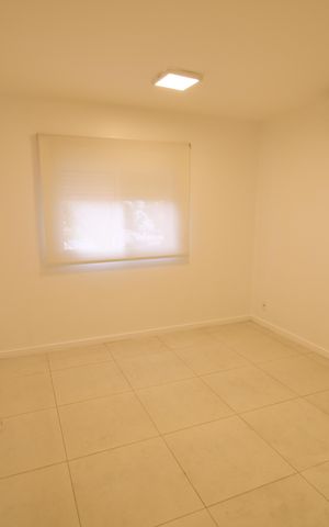 Casa de condomínio para alugar com 415m², 3 quartos e 5 vagasQuarto Suíte 3
