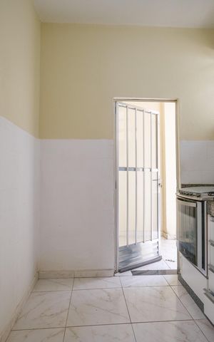 Apartamento à venda com 43m², 1 quarto e sem vaga Apartamento à venda com 43m², 1 quarto e sem vagaCozinha