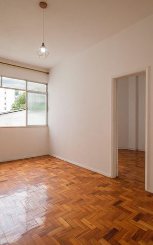 Apartamento à venda com 43m², 1 quarto e sem vaga Apartamento à venda com 43m², 1 quarto e sem vagaSala