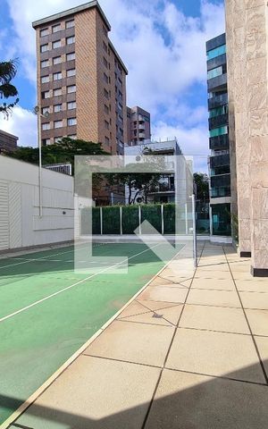 Apartamento à venda com 196m², 4 quartos e 3 vagas