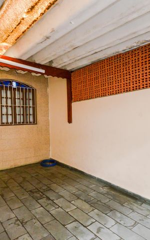 Casa à venda com 122m², 2 quartos e 1 vagaGaragem 