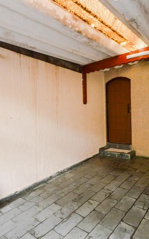 Casa à venda com 122m², 2 quartos e 1 vagaGaragem 