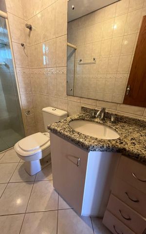 Apartamento para alugar com 58m², 2 quartos e 1 vaga Apartamento para alugar com 58m², 2 quartos e 1 vagaBanheiro