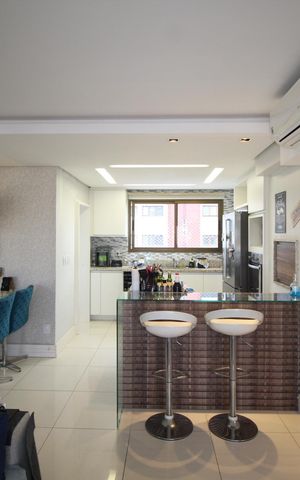 Apartamento à venda com 82m², 2 quartos e 2 vagasSala/Cozinha