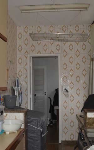 Apartamento à venda com 340m², 3 quartos e 3 vagas Apartamento à venda com 340m², 3 quartos e 3 vagasCozinha