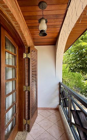 Casa à venda com 500m², 6 quartos e 6 vagas Casa à venda com 500m², 6 quartos e 6 vagasSacada Suíte 1