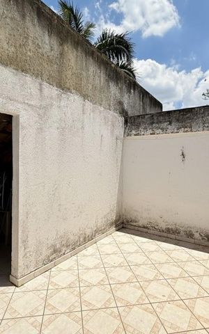 Casa à venda com 500m², 6 quartos e 6 vagas Casa à venda com 500m², 6 quartos e 6 vagasÁrea de Serviço