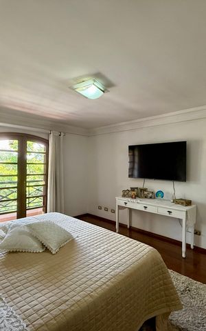 Casa à venda com 500m², 6 quartos e 6 vagas Casa à venda com 500m², 6 quartos e 6 vagasSuíte 1