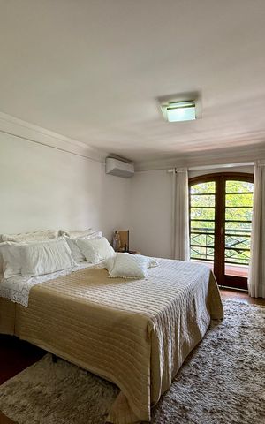 Casa à venda com 500m², 6 quartos e 6 vagas Casa à venda com 500m², 6 quartos e 6 vagasSuíte 1