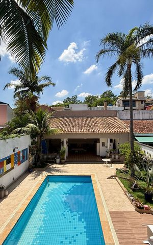 Casa à venda com 500m², 6 quartos e 6 vagas Casa à venda com 500m², 6 quartos e 6 vagasVista Suíte 4