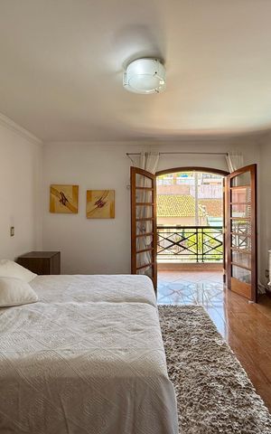 Casa à venda com 500m², 6 quartos e 6 vagas Casa à venda com 500m², 6 quartos e 6 vagasSuíte 4