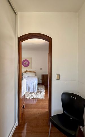 Casa à venda com 500m², 6 quartos e 6 vagas Casa à venda com 500m², 6 quartos e 6 vagasCloset Suíte 4