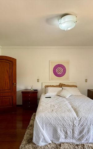 Casa à venda com 500m², 6 quartos e 6 vagas Casa à venda com 500m², 6 quartos e 6 vagasSuíte 4