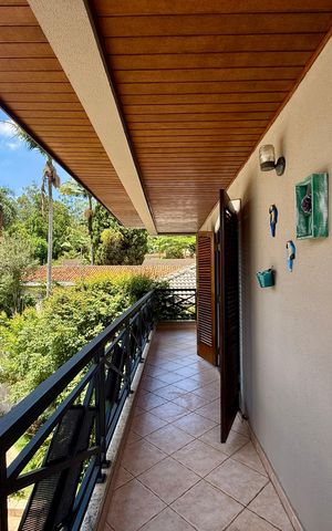 Casa à venda com 500m², 6 quartos e 6 vagas Casa à venda com 500m², 6 quartos e 6 vagasSacada Suíte 4