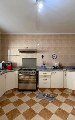 Casa à venda com 500m², 6 quartos e 6 vagas Casa à venda com 500m², 6 quartos e 6 vagasEdícula
