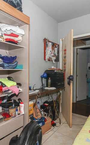 Apartamento à venda com 69m², 2 quartos e 1 vagaQuarto 2