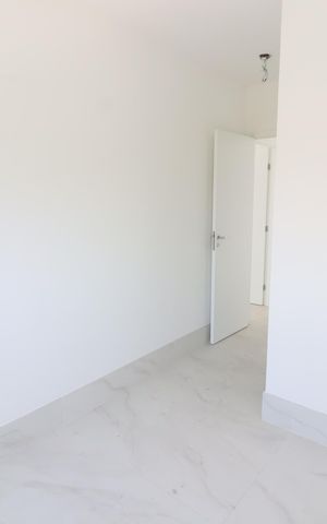 Apartamento à venda com 92m², 2 quartos e 2 vagasSuíte 2