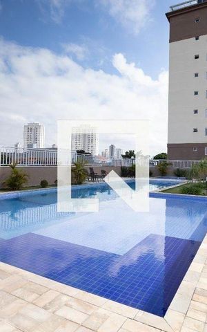 Apartamento à venda com 76m², 3 quartos e 1 vaga Apartamento à venda com 76m², 3 quartos e 1 vagaÁrea comum - Piscina