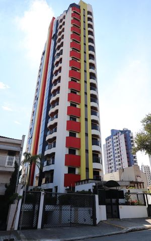 Apartamento à venda com 104m², 3 quartos e 2 vagasFachada
