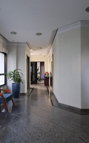 Apartamento à venda com 104m², 3 quartos e 2 vagasHall social