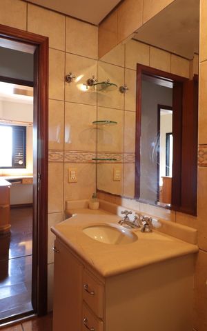 Apartamento à venda com 104m², 3 quartos e 2 vagasBanheiro Social