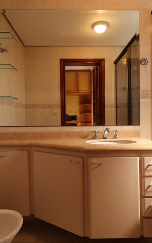 Apartamento à venda com 104m², 3 quartos e 2 vagasBanheiro da Suíte