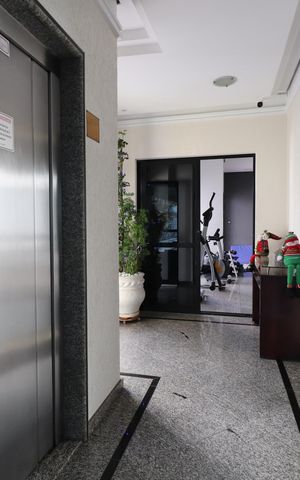 Apartamento à venda com 104m², 3 quartos e 2 vagasHall social