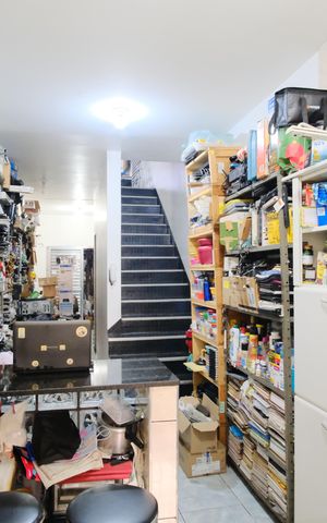 Casa à venda com 280m², 4 quartos e 3 vagasCozinha